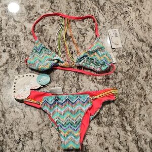 Beach Bunny NEW W Tags Small Top Med Bottom